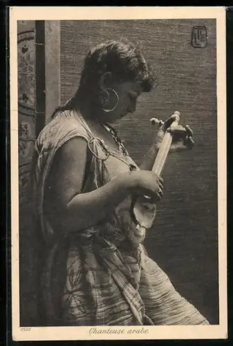 AK Arabische Musikerin