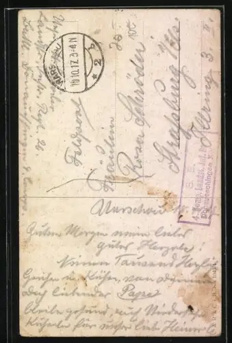 AK Kinder versuchen Giraffe mit Kuchen zu füttern