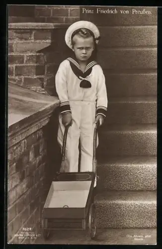 AK Prinz Friedrich Georg mit Schubkarre und Matrosenanzug