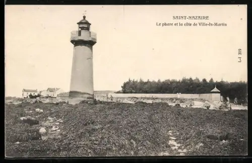 AK Saint-Nazaire, Le phare et la côte de Ville-ès-Martin