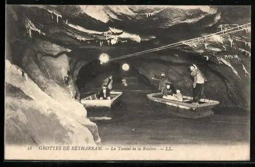 AK Betharram, Grottes, le Tunnel de la Rivière, Bootspartie in der Höhle