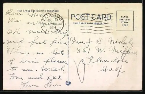 AK Carlsbad Caverns, New Mexico, Overhanging Cliff on Texas Trail