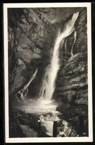 AK Savica ob Bohinjskem jezery, Höhle