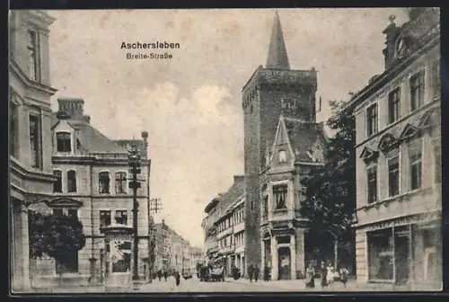 AK Aschersleben, Geschäftszeile in der Breite-Strasse mit Kirche