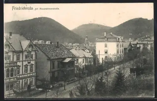 AK Friedrichroda, Alexandrinenstrasse mit Bergpanorama