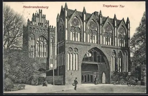 AK Neubrandenburg, Treptower Tor