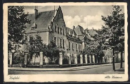 AK Krefeld, Strassenpartie an der Alten Kaserne, 