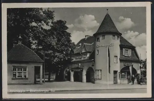 AK Neuruppin, Partie am Bahnhof Rheinsberger Tor