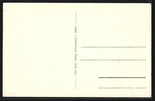 AK Hilchenbach /Siegen, Gesamtansicht des Ortes, Fachwerkhäuser, Kirche