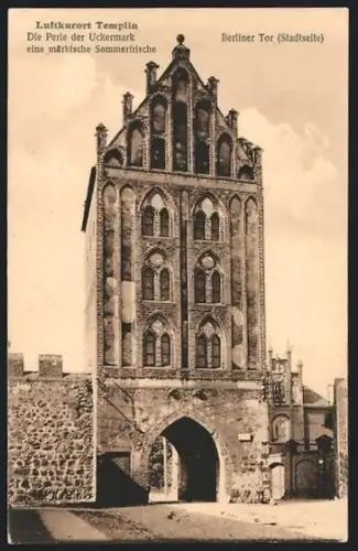 AK Templin / Uckermark, Berliner Tor (Stadtseite)
