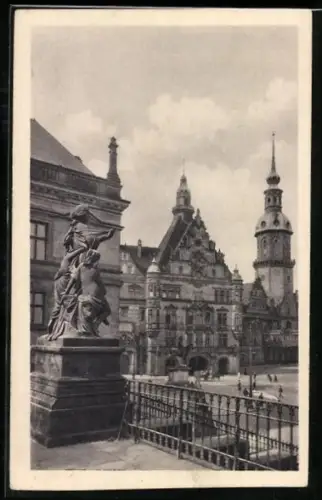 AK Dresden, Schlossplatz, Georgentor, Denkmal