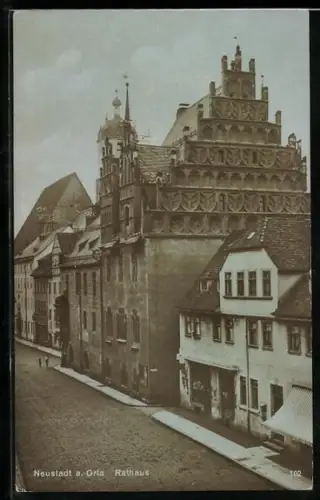 AK Neustadt a. Orla, Rathaus und Strasse