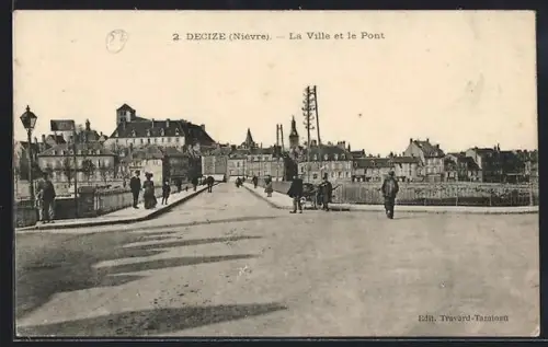 AK Decize /Nièvre, La Ville et le Pont