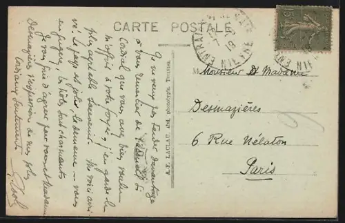 AK Entrains /Nièvre, Château d`Entrains majestueux et imposant