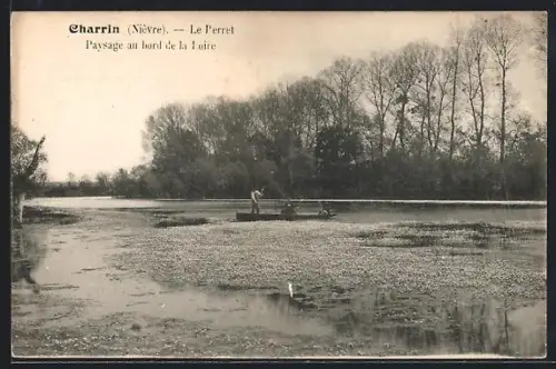 AK Charrin /Nièvre, Le Perret, Paysage au bord de la Loire