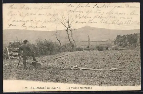 AK St-Honoré-les-Bains, La Vieille Montagne avec un homme et une charrette dans un champ