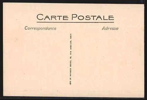 AK Surgy /Nièvre, Les Écoles et vue de l`église en arrière-plan