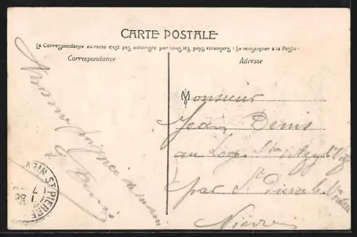 AK Fours, École des Filles avec jardin et élèves assis à l`extérieur