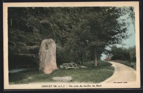 AK Cholet /M.-et-L., Un coin du Jardin de Mail