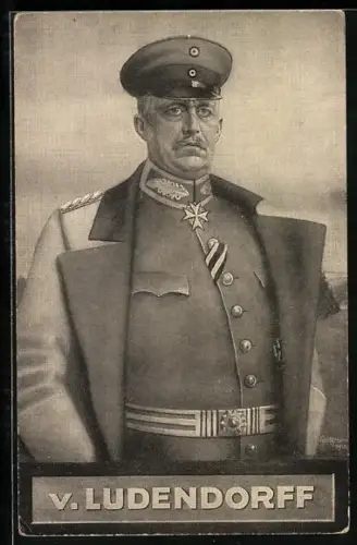 AK Erich von Ludendorff in Uniform mit Schirmmütze