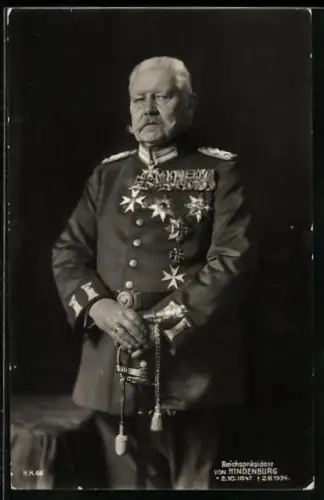 AK Paul von Hindenburg in Uniform