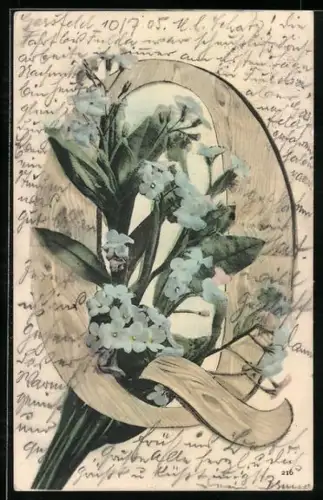 AK Strauss aus hellblauen Blumen im Buchstaben Q