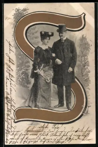 AK Buchstabe S, Schöne Frau hakt sich beim Mann unter