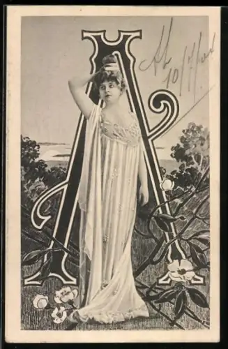 AK Frau im langen Kleid am Buchstaben A