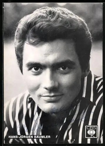 AK Musiker Hanz-Jürgen Bäumler blickt in die Kamera