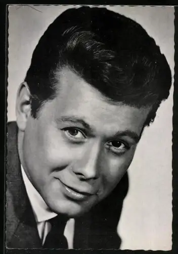 AK Schauspieler Peter Weck freundlich lächelnd