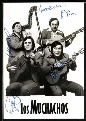 AK Musiker der Band Los Muchachos mit Instrumenten, Autogramme