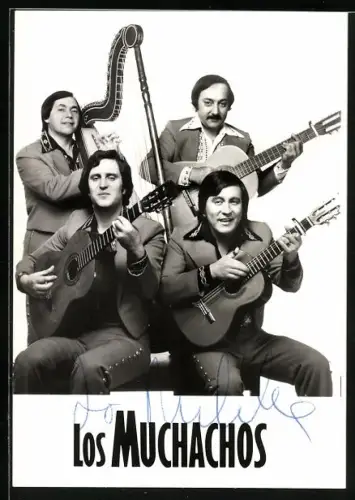 AK Musiker der Band Los Muchachos mit Instrumenten, Autogramm