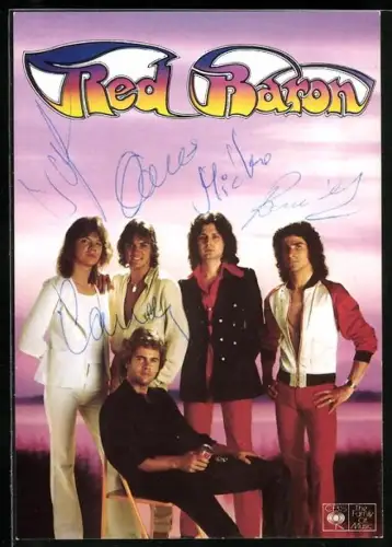 AK Musiker der Band Red Baron in Bühnenoutfits, Autogramme