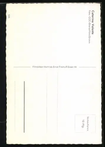 AK Caterina Valente im kurzärmeligen engen Kleid