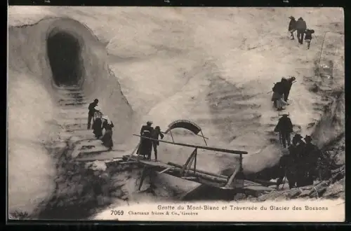 AK Mont-Blanc, Grotte et Traversee du Glacier des Bossons
