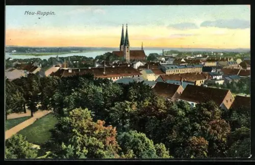 AK Neu-Ruppin, Ortsansicht mit Kirche und See