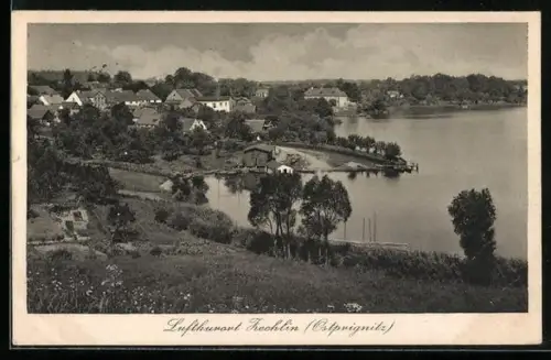 AK Zechlin /Ostprignitz, Ortsansicht mit See