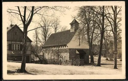 AK Neuglobsow, Am Kirchplatz