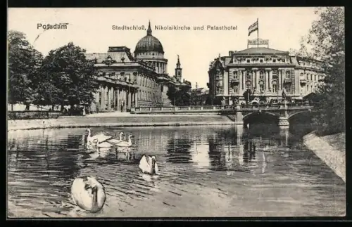 AK Potsdam, Stadtschloss, Nikolaikirche und Palasthotel