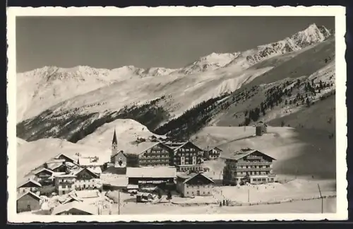 AK Ober-Gurgl /Tirol, Ortspanorama im Winter