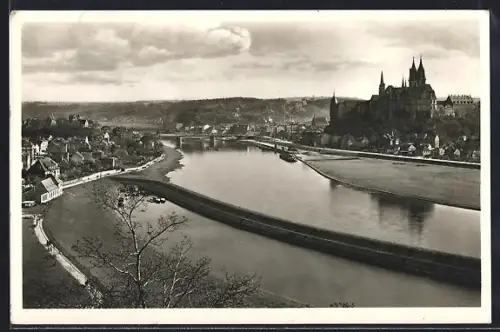 AK Meissen /Elbe, Partie an der Elbe, Dom, Albrechtsburg