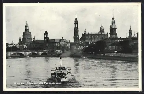 AK Dresden, Blick von der Marienbrücke, Stadtpanorama mit Dampfer