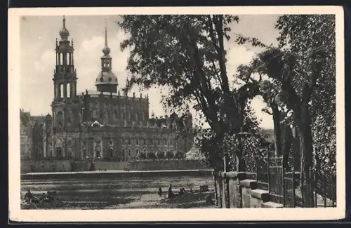 AK Dresden, Blick auf die Kath. Hofkirche