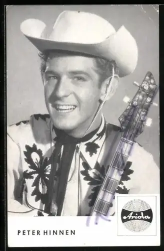 AK Musiker Peter Hinnen, Im Cowboyoutfit mit Bassgitarre