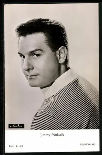 AK Musiker Jimmy Makulis, In gestreiftem Pullover