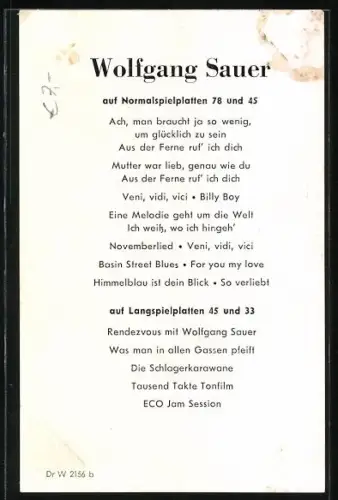 AK Musiker Wolfgang Sauer, Lächelnd mit Sonnenbrille