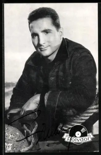 AK Musiker Freddy in Jeansjacke