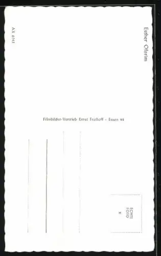 AK Musikerin Esther Ofarim mit dunken Haaren