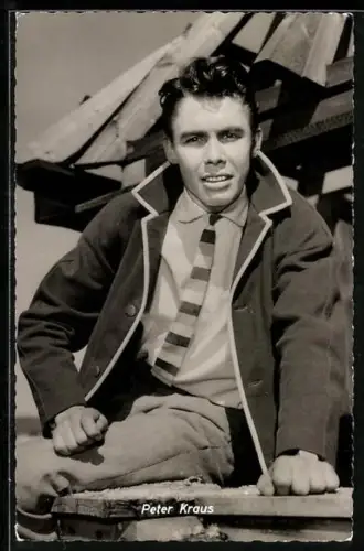 AK Peter Kraus mit gestreiftem Schlips