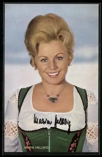 AK Musikerin Maria Hellwig in Heimattracht